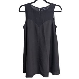 Moonbeam Black Sleeveless Shift Dress 🖤✨